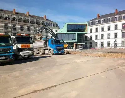 location mini finisseur Châteaubourg-2