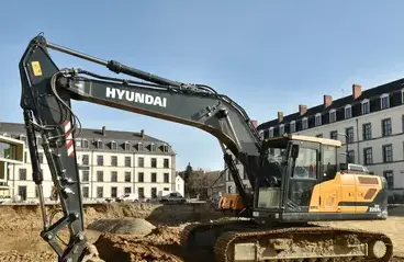 location mini finisseur Laval-5